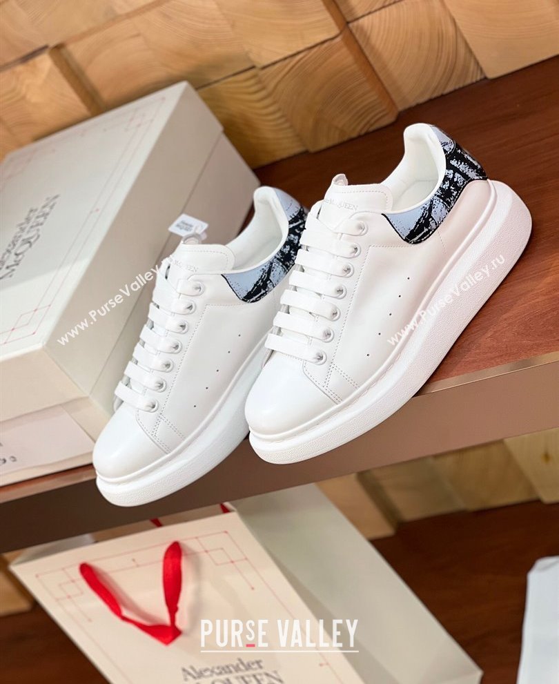 Alexander McQueen Oversized Women/Men Sneakers in Calf Leather 11 2024 (kaola-24030811)