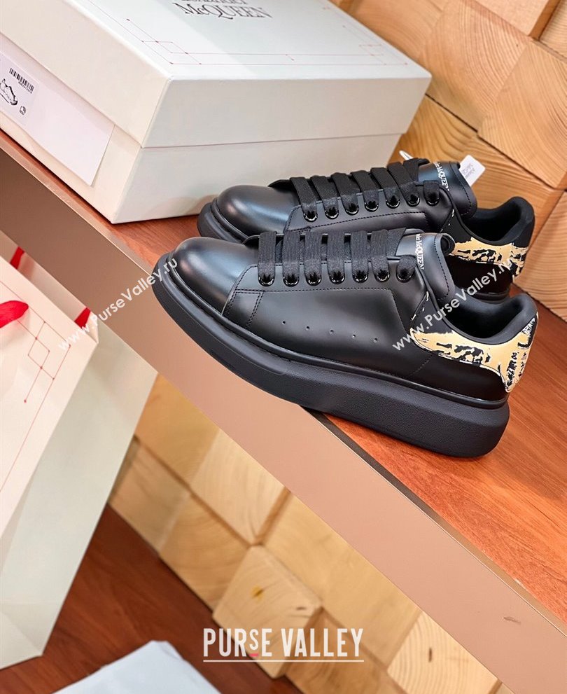 Alexander McQueen Oversized Women/Men Sneakers in Calf Leather 12 2024 (kaola-24030812)