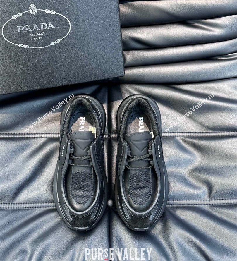 Prada Systeme brushed leather Mens sneakers with bike fabric and suede elements Black 2024 (shouhe-24030952)