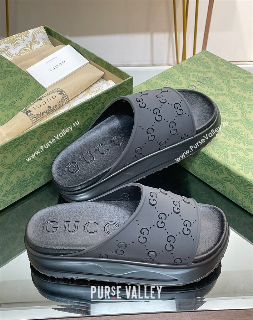 Gucci Women/Men platform perforated GG Rubber slide sandals Black 2024 (modeng-24031128)