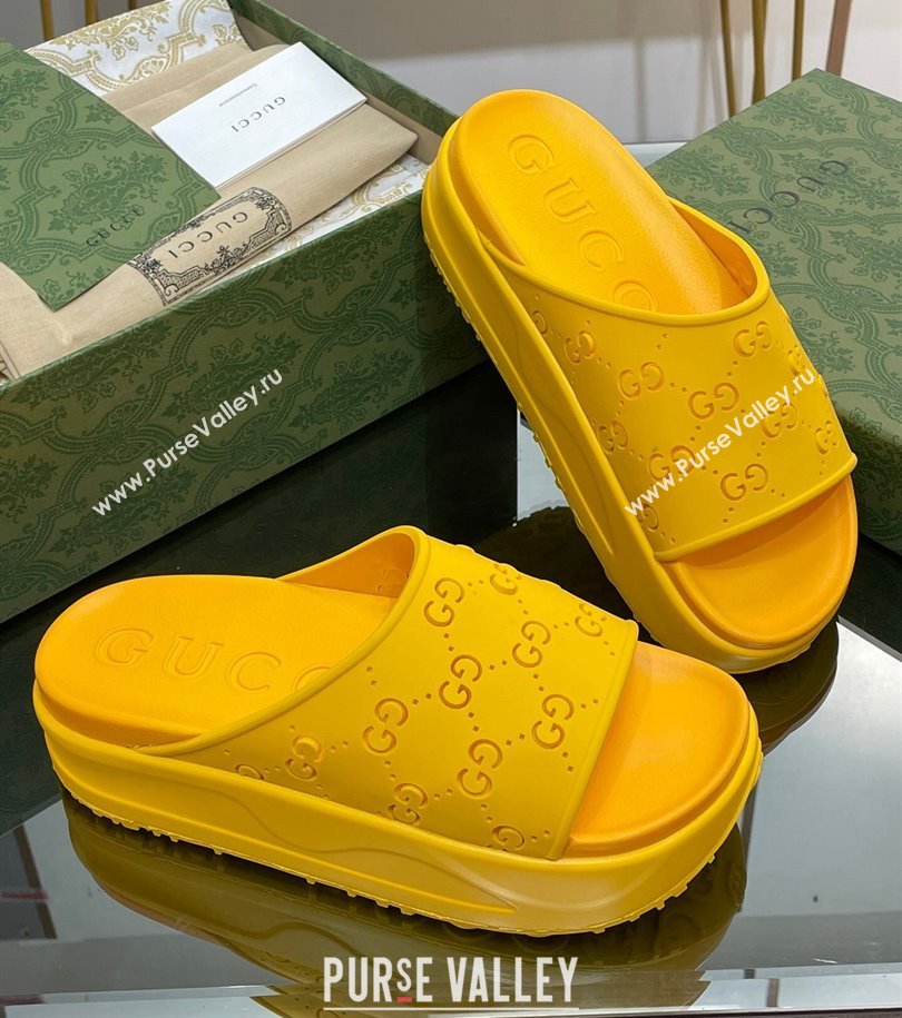 Gucci Women/Men platform perforated GG Rubber slide sandals Yellow 2024 (modeng-24031131)