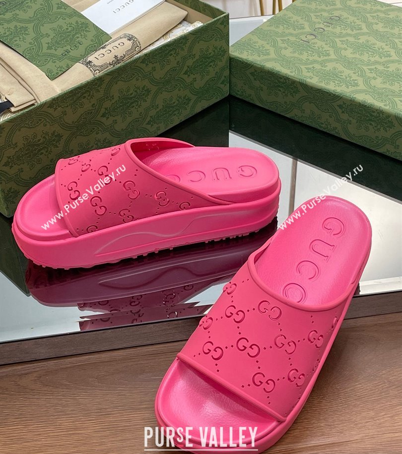 Gucci Women/Men platform perforated GG Rubber slide sandals Fuchsia 2024 (modeng-24031133)