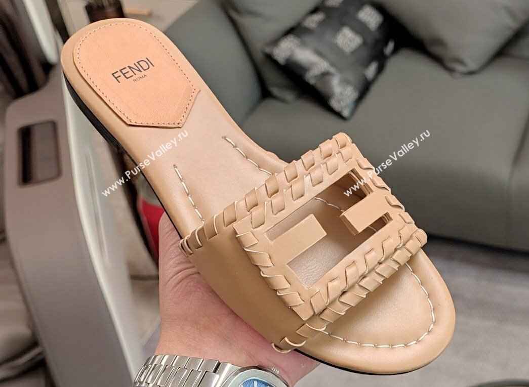 Fendi Baguette leather Slides Beige with lace-up details 2024 (modeng-24032063)