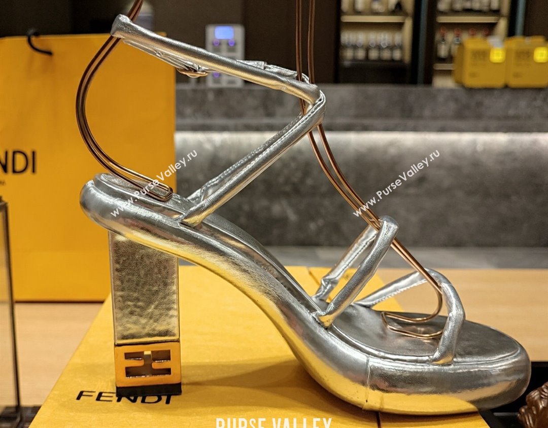 Fendi high-heeled 9cm Nappa Leather Baguette Sandals Silver 2024 (modeng-24032282)