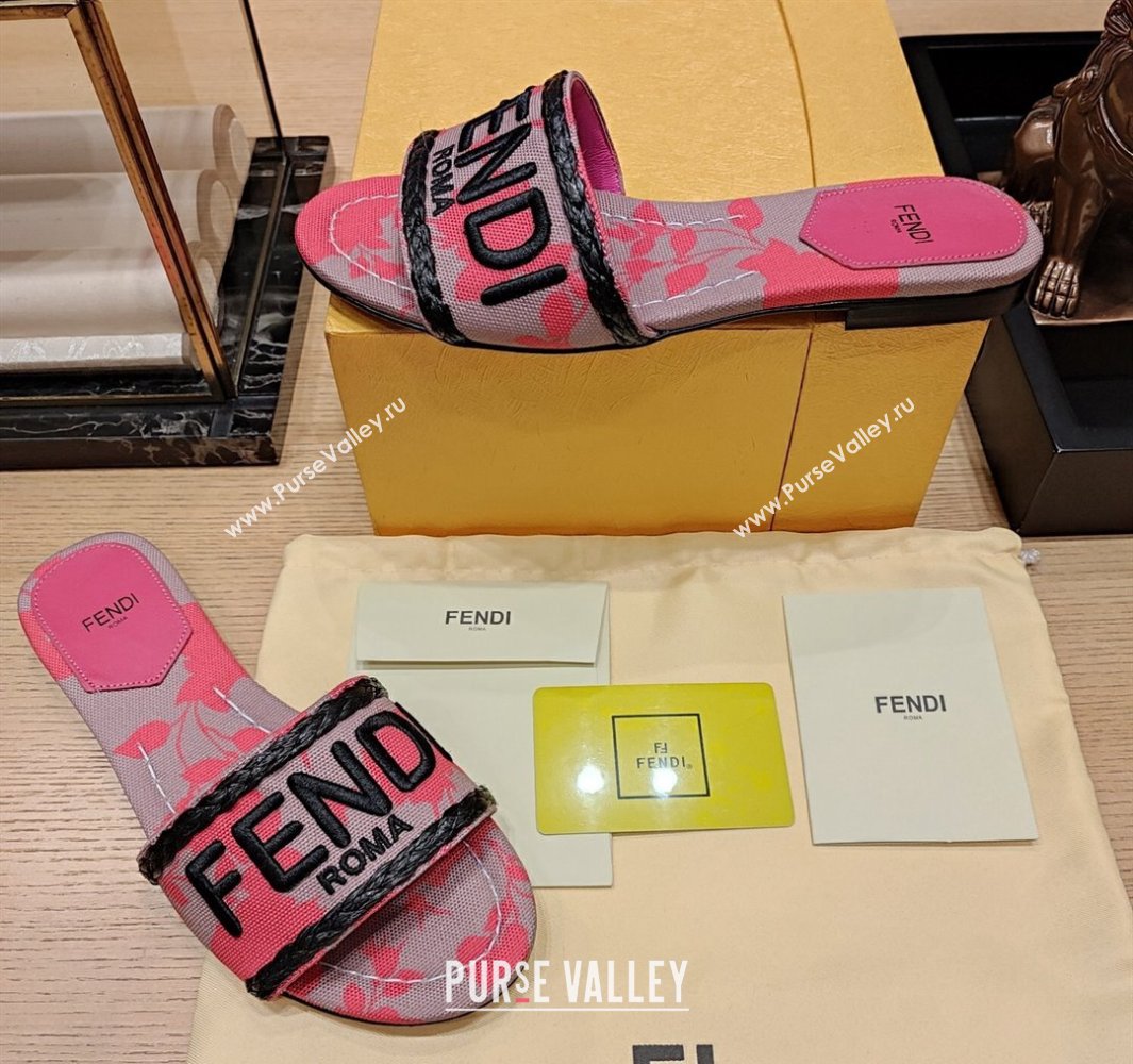 Fendi Signature Slides in canvas Pink with all-over floral print 2024 (modeng-24032054)