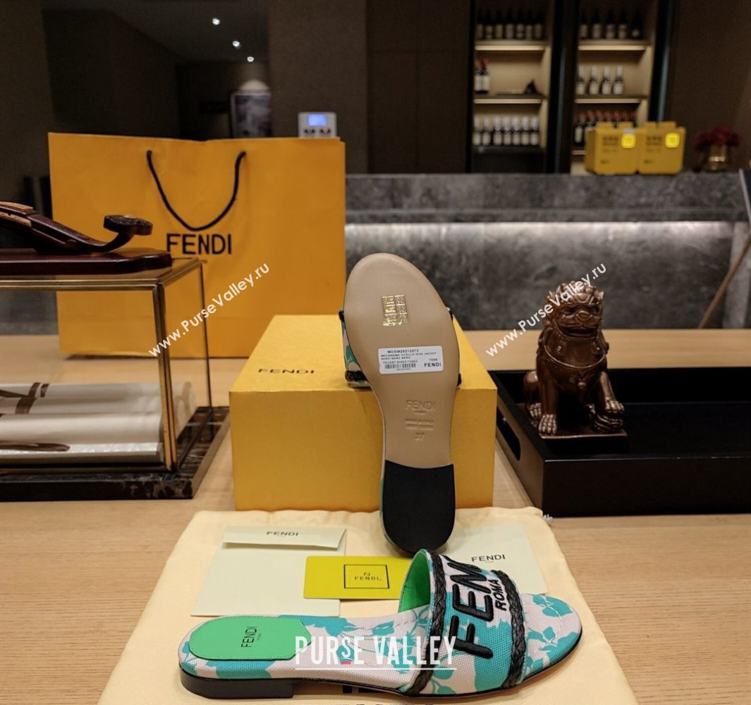 Fendi Signature Slides in canvas Green with all-over floral print 2024 (modeng-24032055)