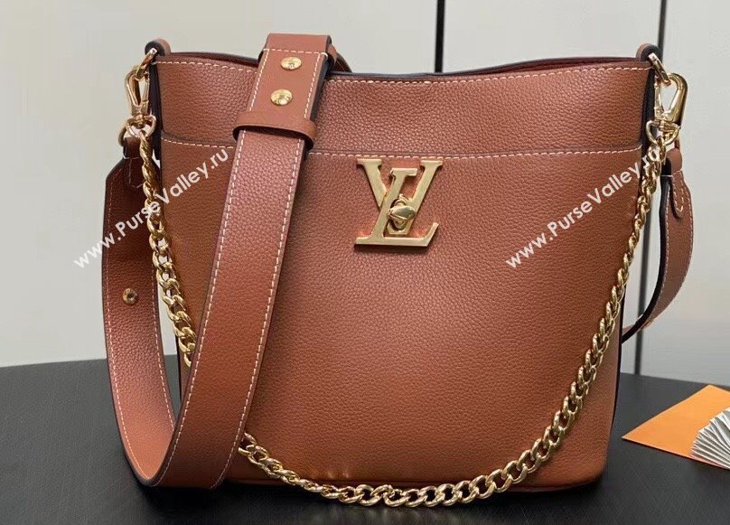 Louis Vuitton Grained calf leather Lock and Walk Bag M24165 Cognac Brown 2024 (kiki-24031902)