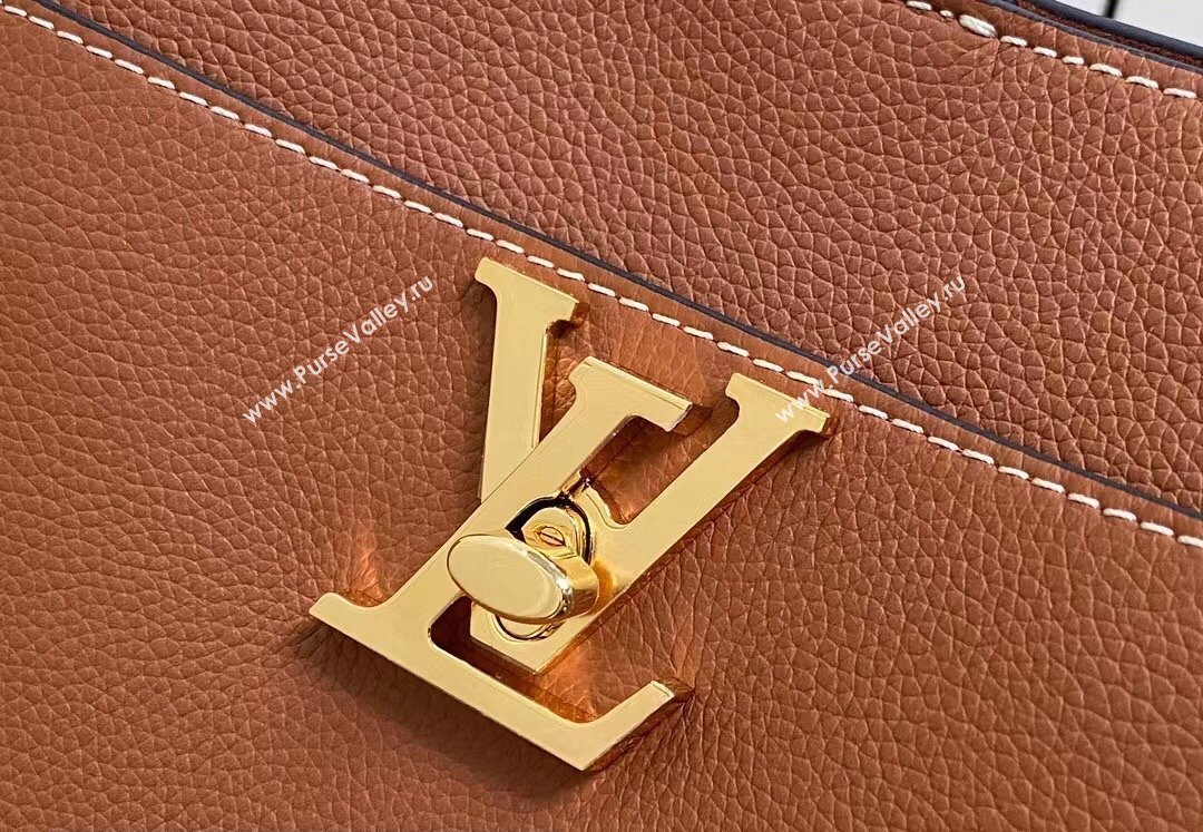 Louis Vuitton Grained calf leather Lock and Walk Bag M24165 Cognac Brown 2024 (kiki-24031902)