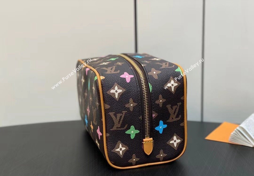 Louis Vuitton Monogram Craggy Locker Dopp Kit Bag M47069 2024 (kiki-24031911)