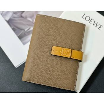 Loewe Medium vertical wallet in soft grained calfskin Camel (hongyun-24032019)