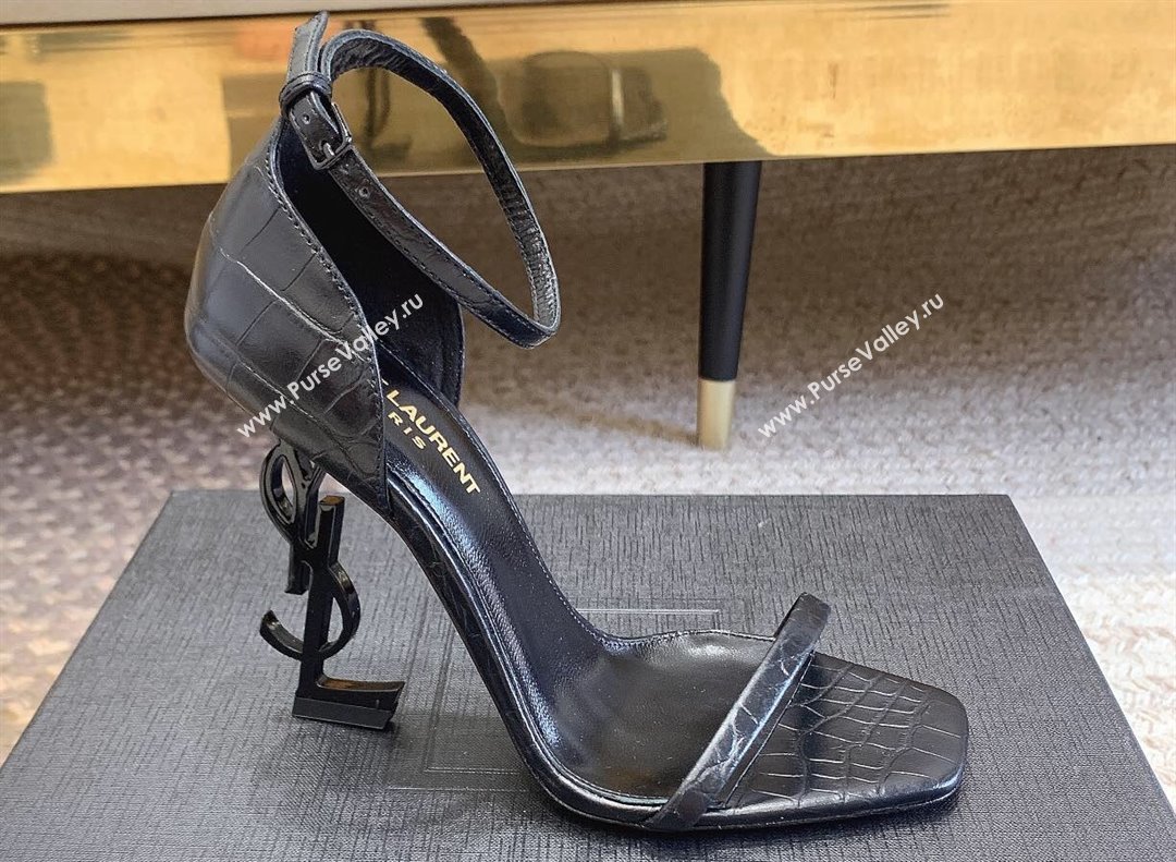 Saint Laurent Heel 10.5cm Opyum sandals in crocodile-embossed leather 557662 Black (modeng-24032236)