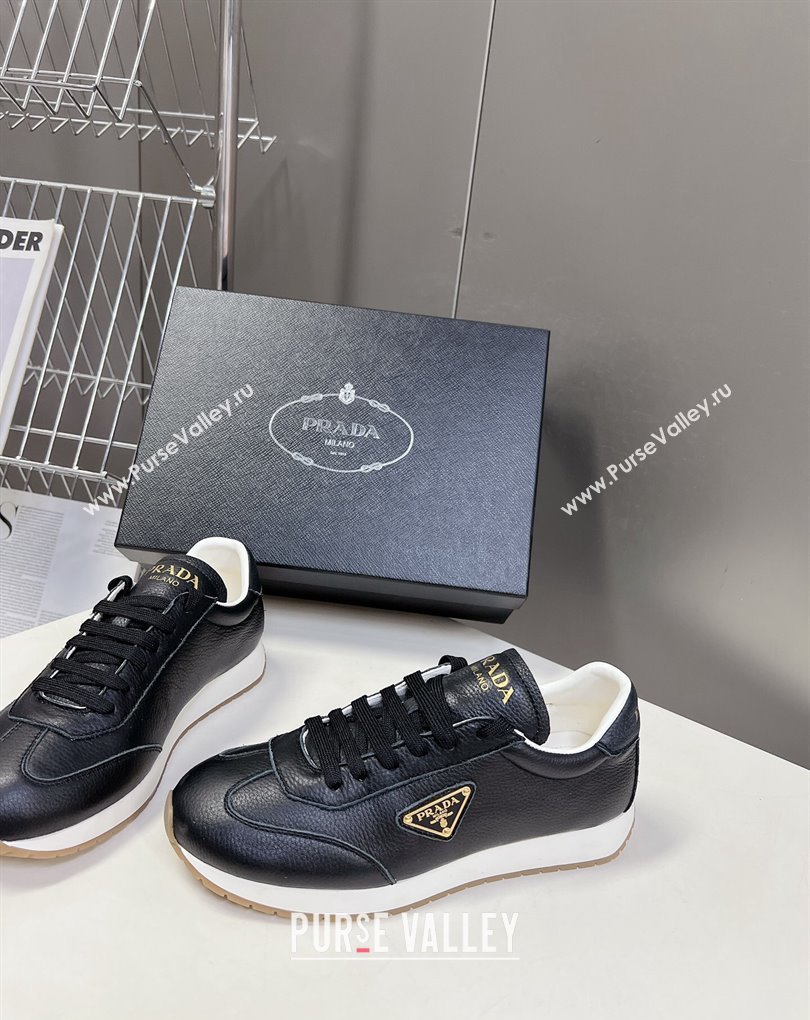 Prada leather Mens Sneakers with enameled triangle 07 2024 (modeng-240326a07)