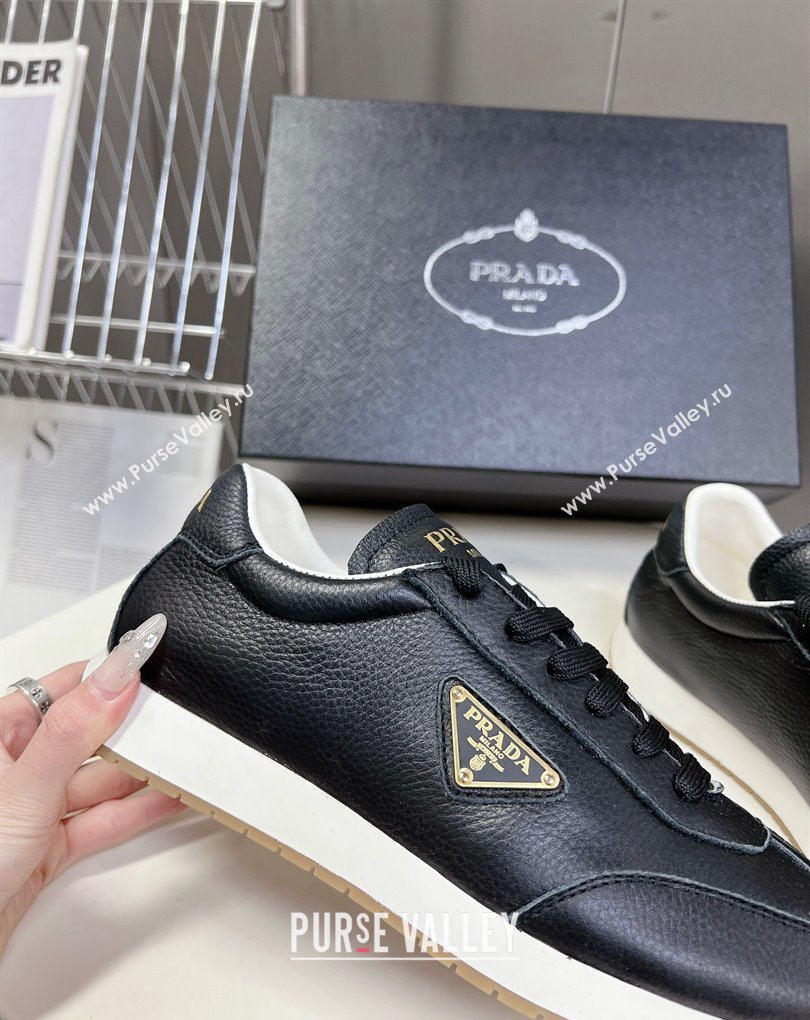 Prada leather Mens Sneakers with enameled triangle 07 2024 (modeng-240326a07)