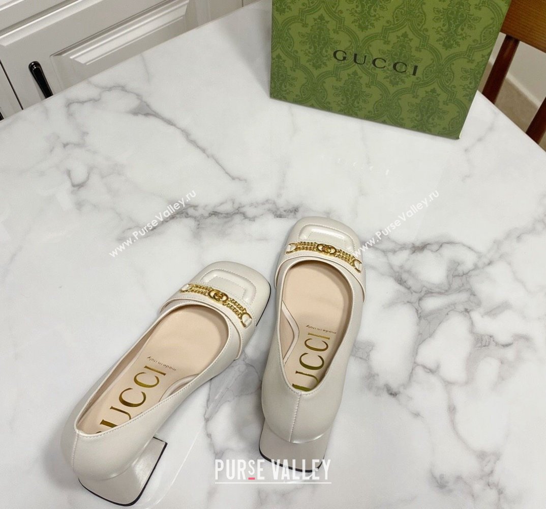 Gucci Heel 7.5cm Pumps with Interlocking G and Chain in leather White (modeng-24032637)