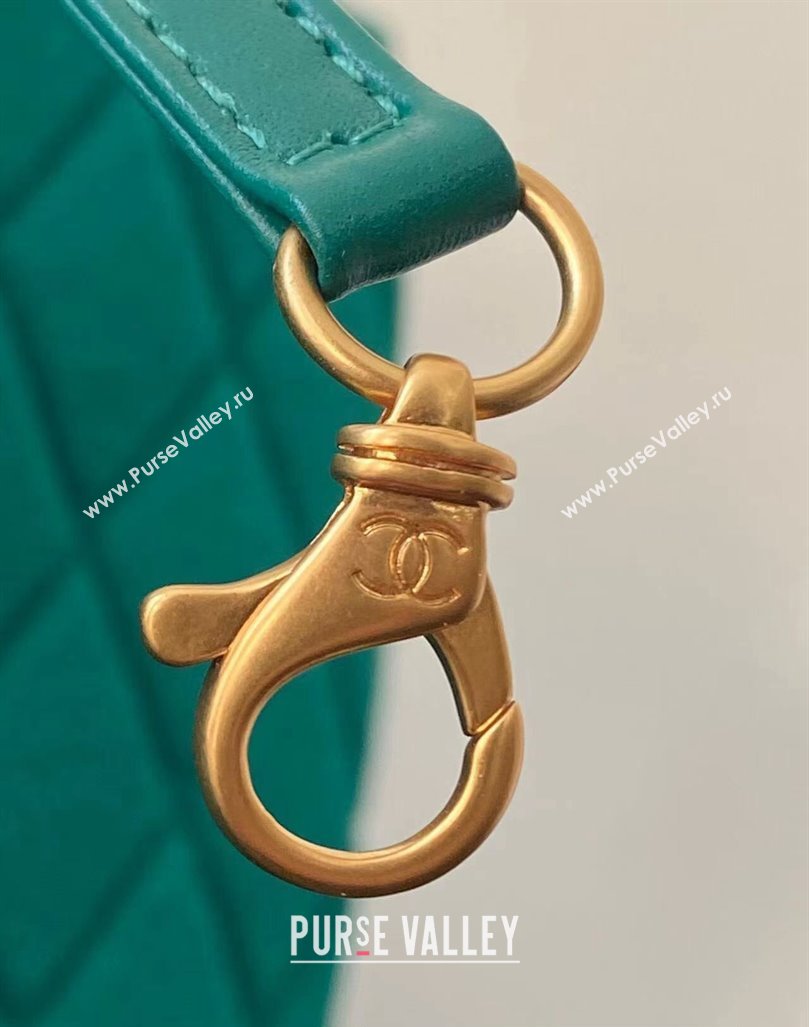 Chanel XXL Classic Flap Travel Bag in Jersey Green 2024 (jiyuan-24032712)