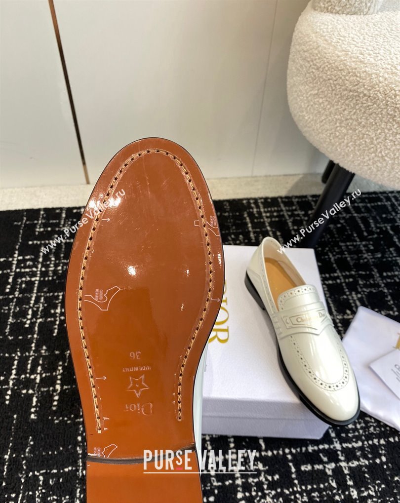 Dior Boy Loafers in White Calfskin 2024 (jincheng-24032824)