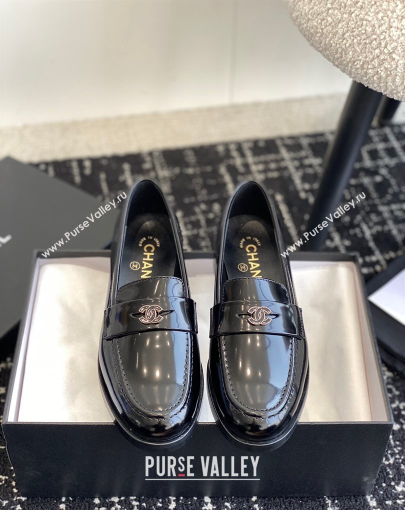 Chanel Shiny Calfskin Moccasins G45504 Black 2024 (jincheng-24032841)