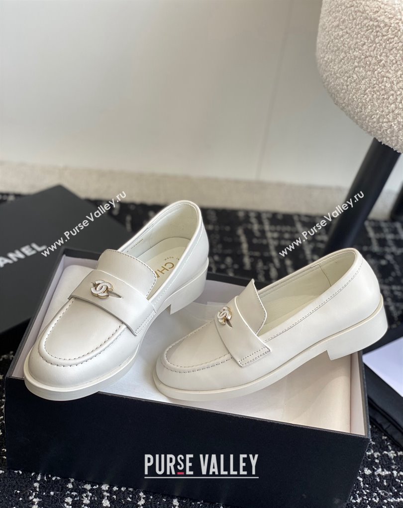 Chanel Calfskin Moccasins G45504 White 2024 (jincheng-24032840)