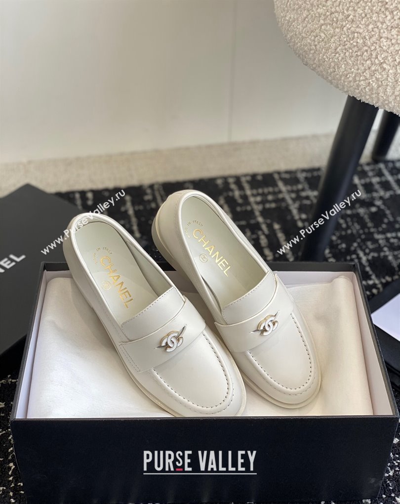 Chanel Calfskin Moccasins G45504 White 2024 (jincheng-24032840)