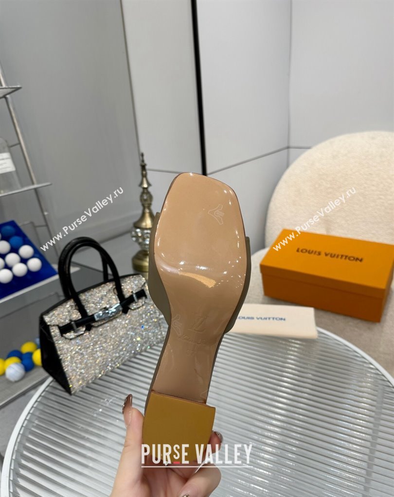 Louis Vuitton Calf leather LV Capri Heel Mules Etoupe 2024 (modeng-24033019)