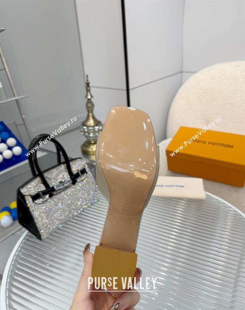 Louis Vuitton Calf leather LV Capri Heel Mules Gray 2024 (modeng-24033020)