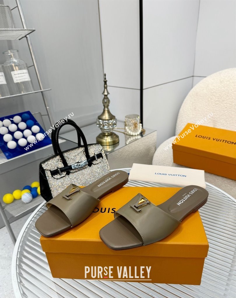 Louis Vuitton Calf leather LV Capri Flat Mules Etoupe 2024 (modeng-24033029)