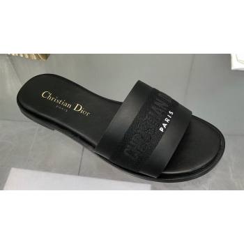 Dior Dway Slides in Black Calfskin and Embroidered Cotton 2024 (modeng-24033010)