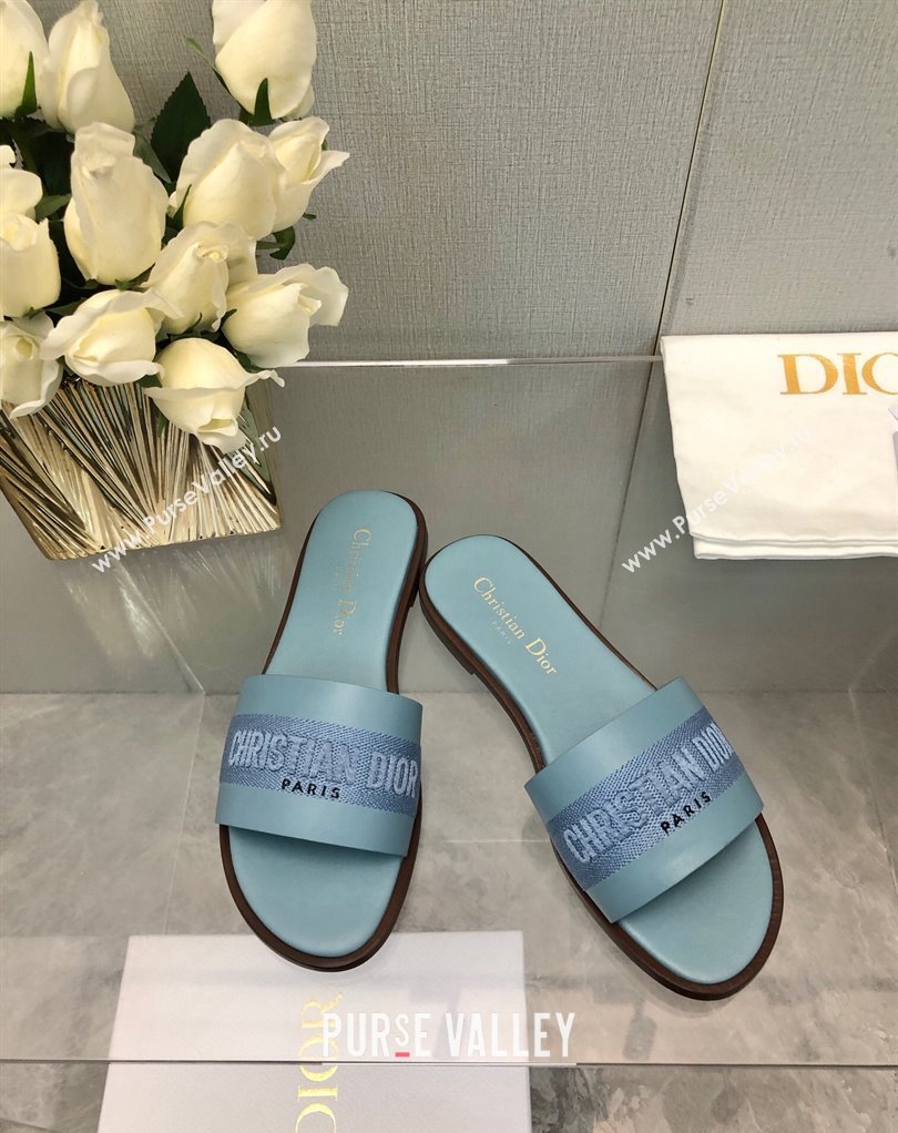 Dior Dway Slides in Blue Calfskin and Embroidered Cotton 2024 (modeng-24033014)