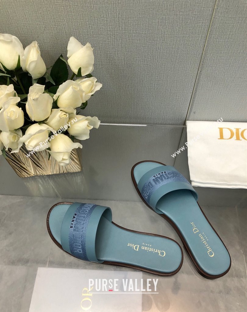 Dior Dway Slides in Blue Calfskin and Embroidered Cotton 2024 (modeng-24033014)
