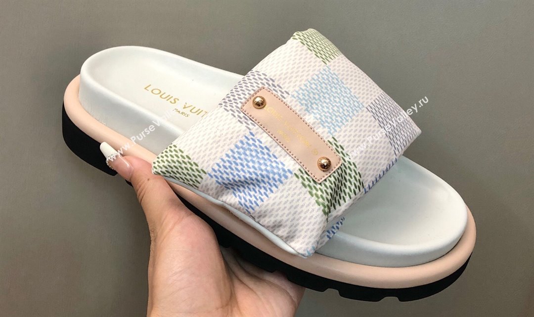 Louis Vuitton Pool Pillow Flat Comfort Women/Men Mules 13 2024 (modeng-240330a13)