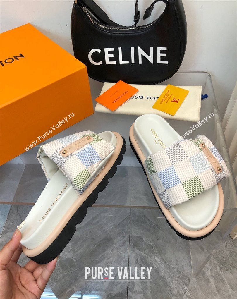 Louis Vuitton Pool Pillow Flat Comfort Women/Men Mules 13 2024 (modeng-240330a13)