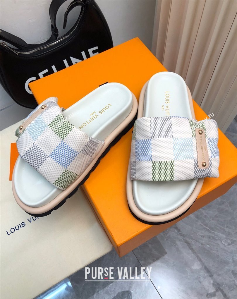 Louis Vuitton Pool Pillow Flat Comfort Women/Men Mules 13 2024 (modeng-240330a13)