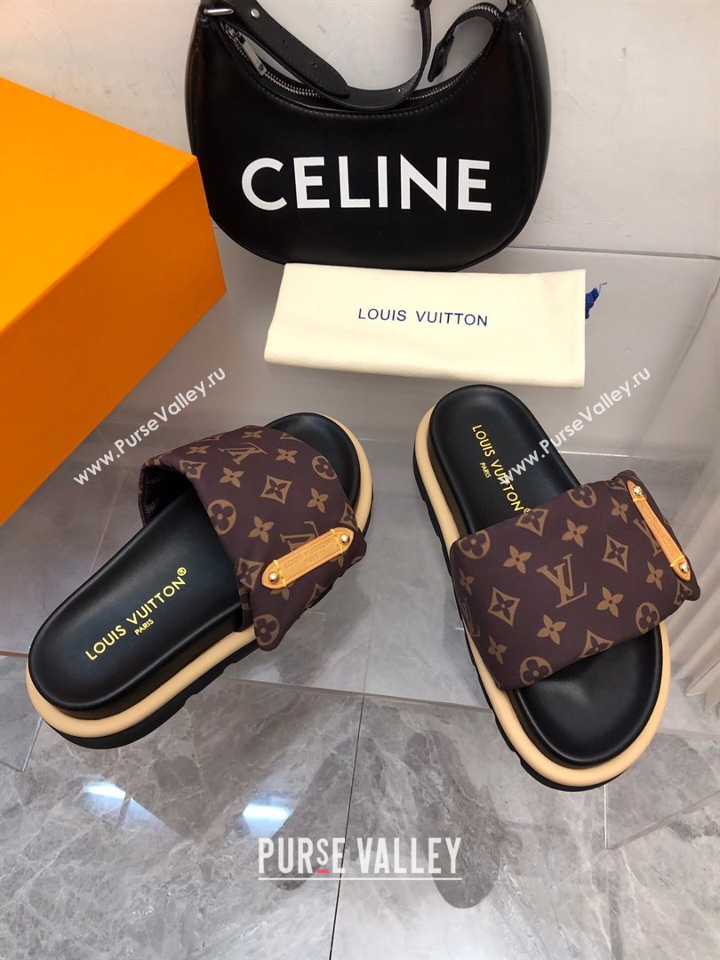 Louis Vuitton Pool Pillow Flat Comfort Women/Men Mules 05 2024 (modeng-240330a05)