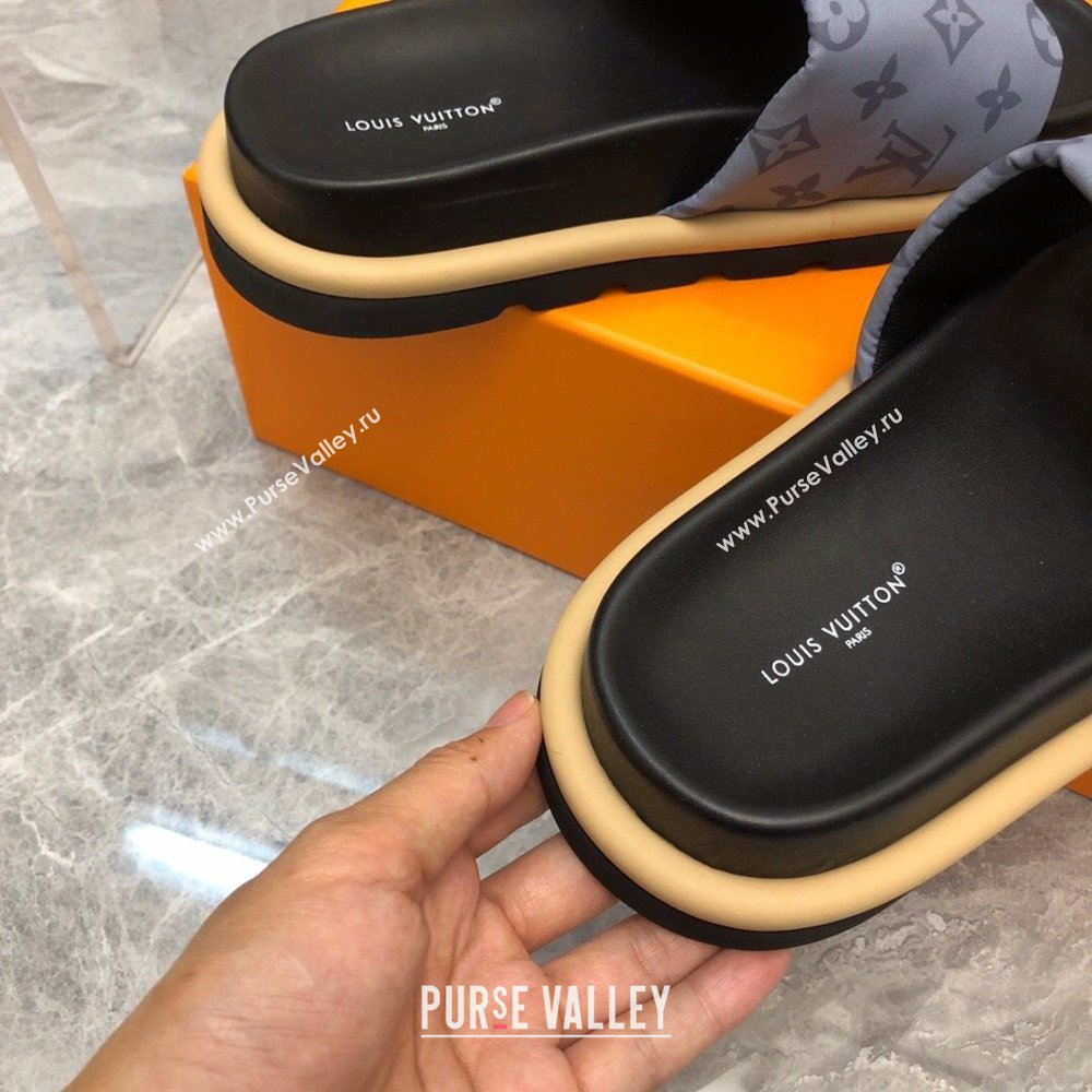 Louis Vuitton Pool Pillow Flat Comfort Women/Men Mules 02 2024 (modeng-240330a02)