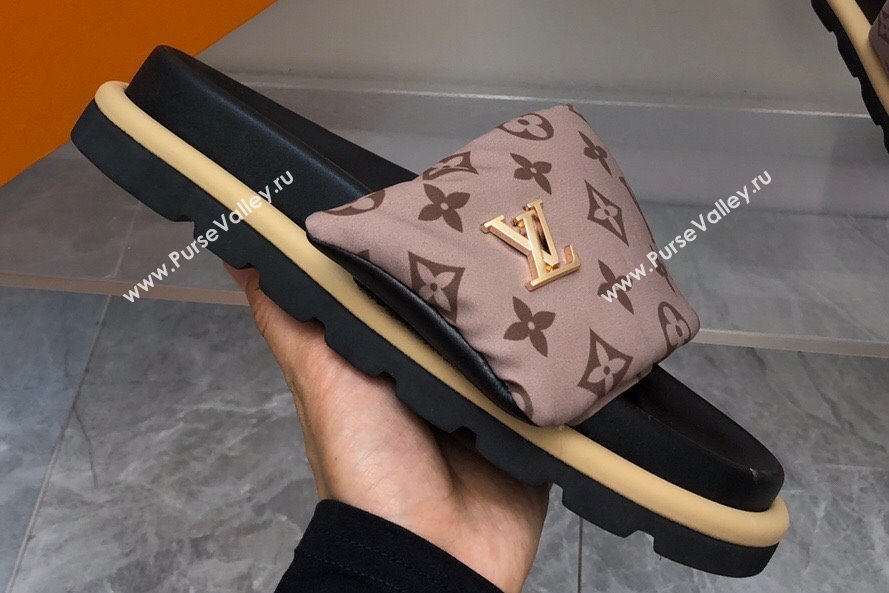 Louis Vuitton Pool Pillow Flat Comfort Women/Men Mules 03 2024 (modeng-240330a03)
