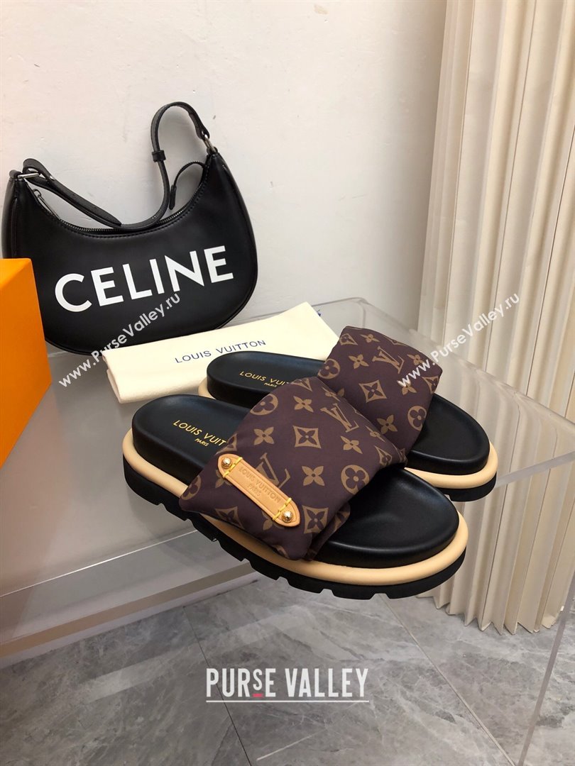 Louis Vuitton Pool Pillow Flat Comfort Women/Men Mules 05 2024 (modeng-240330a05)
