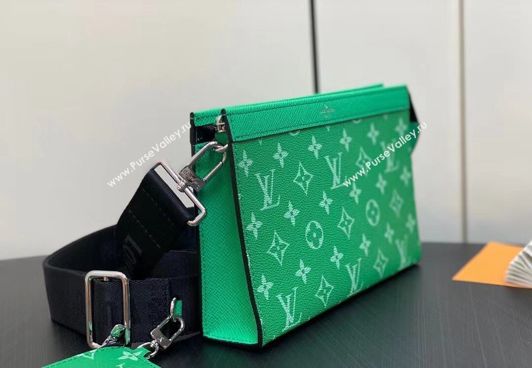 Louis Vuitton Taiga leather and Monogram canvas Gaston Wearable Wallet Bag Green 2024 (kiki-24040132)