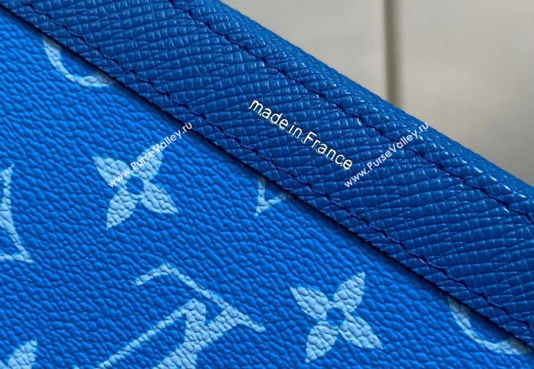 Louis Vuitton Taiga leather and Monogram canvas Gaston Wearable Wallet Bag M83099 Blue 2024 (kiki-24040133)