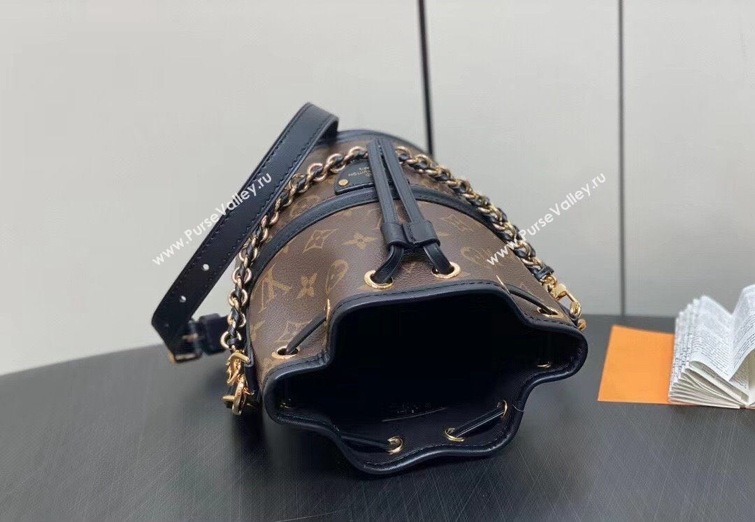 Louis Vuitton Monogram canvas Canoe Bag M83480 2024 (kiki-24040137)