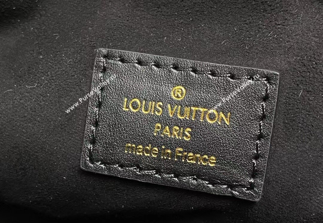 Louis Vuitton Monogram canvas Canoe Bag M83480 2024 (kiki-24040137)