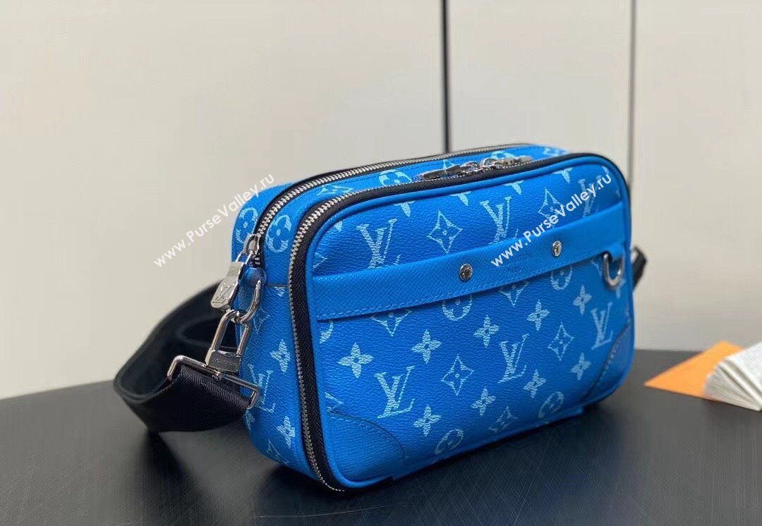 Louis Vuitton Taiga leather and Monogram canvas Alpha Messenger Bag M31016 Blue 2024 (kiki-24040127)