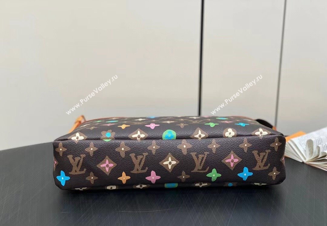 Louis Vuitton Monogram Craggy Canvas Pochette Voyage Souple Bag M83568 Chocolate 2024 (kiki-24040125)