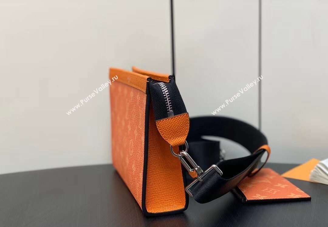 Louis Vuitton Taiga leather and Monogram canvas Gaston Wearable Wallet Bag Orange 2024 (kiki-24040131)