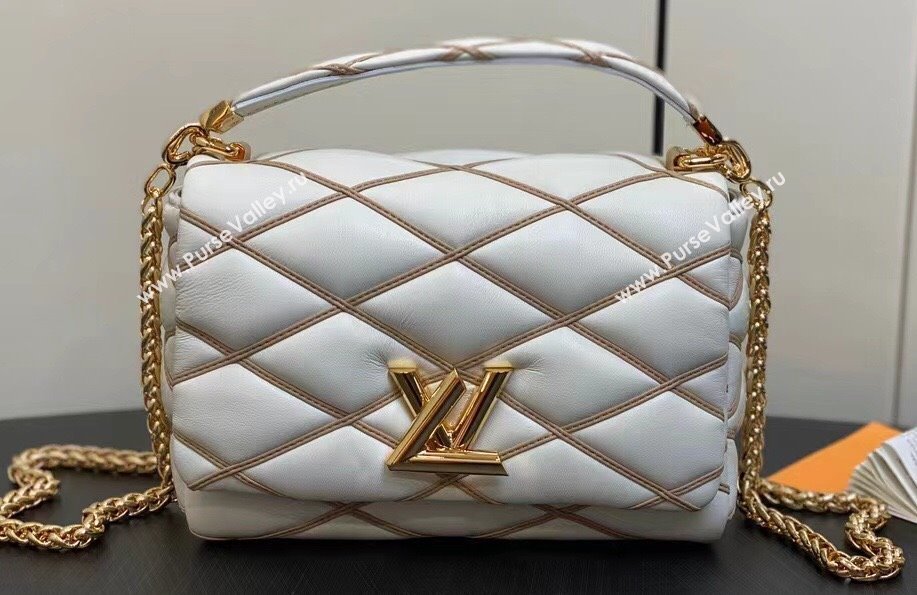 Louis Vuitton Lamb leather GO-14 MM Bag M25060 Crème Beige / Chestnut Brown 2024 (kiki-24040108)