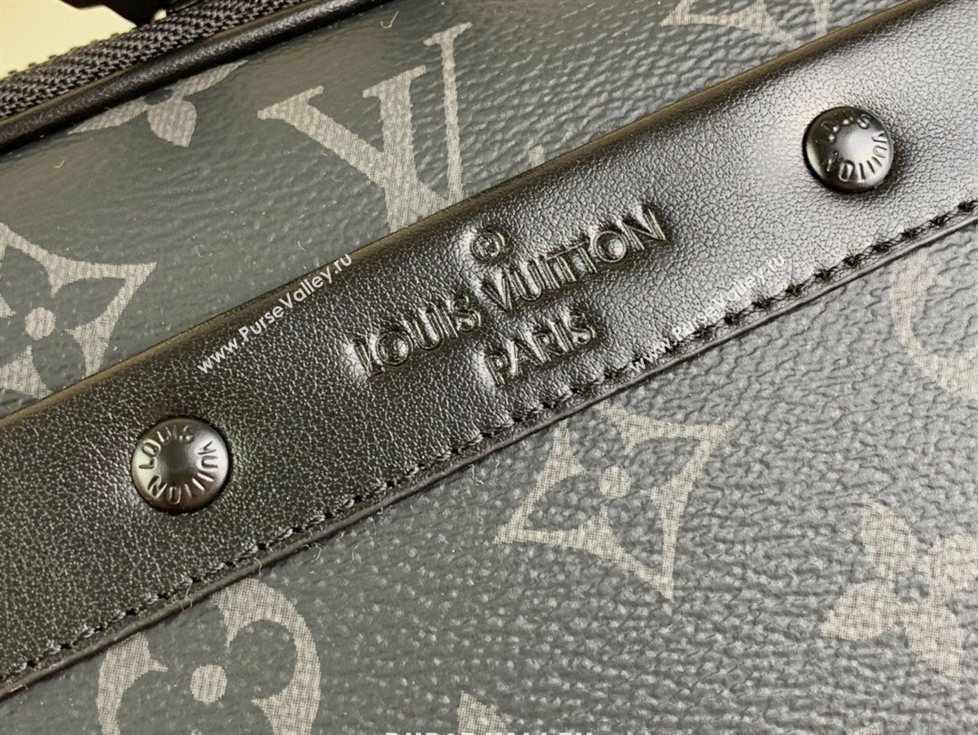 Louis Vuitton Taiga leather and Monogram canvas Alpha Messenger Bag M46955 Black 2024 (kiki-24040126)