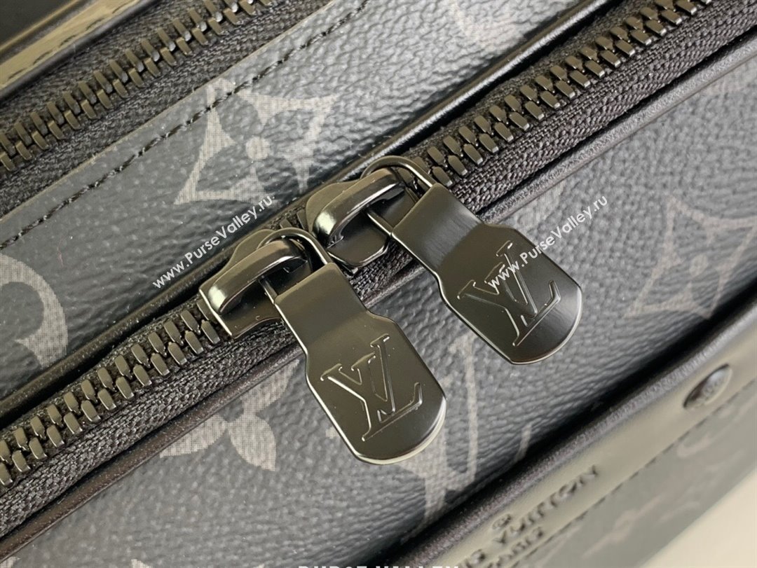 Louis Vuitton Taiga leather and Monogram canvas Alpha Messenger Bag M46955 Black 2024 (kiki-24040126)