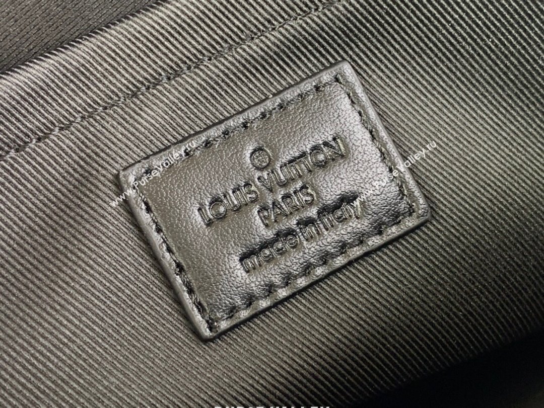 Louis Vuitton Taiga leather and Monogram canvas Alpha Messenger Bag M46955 Black 2024 (kiki-24040126)