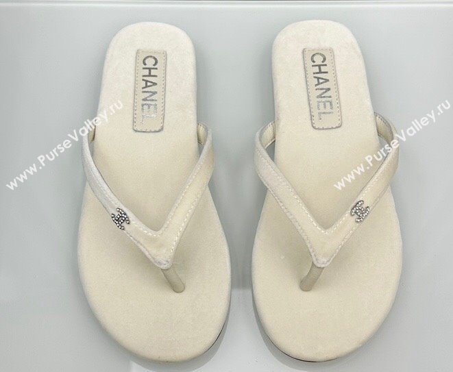 Chanel Crystal CC Logo Thongs G45716 Velvet White 2024 (modeng-24040243)