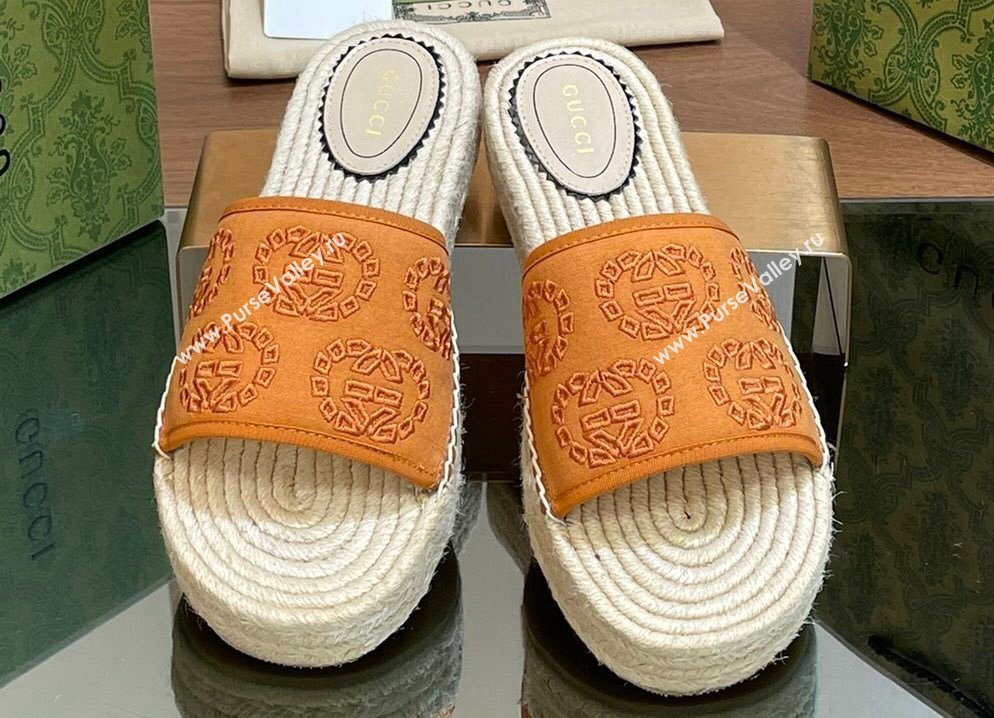 Gucci Womens Interlocking G espadrille sandals 771786 canvas Camel 2024 (modeng-24040265)