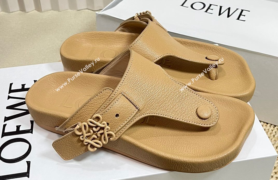 Loewe Ease toe post Women/Men sandals in goatskin Apricot 2024 (modeng-24040748)